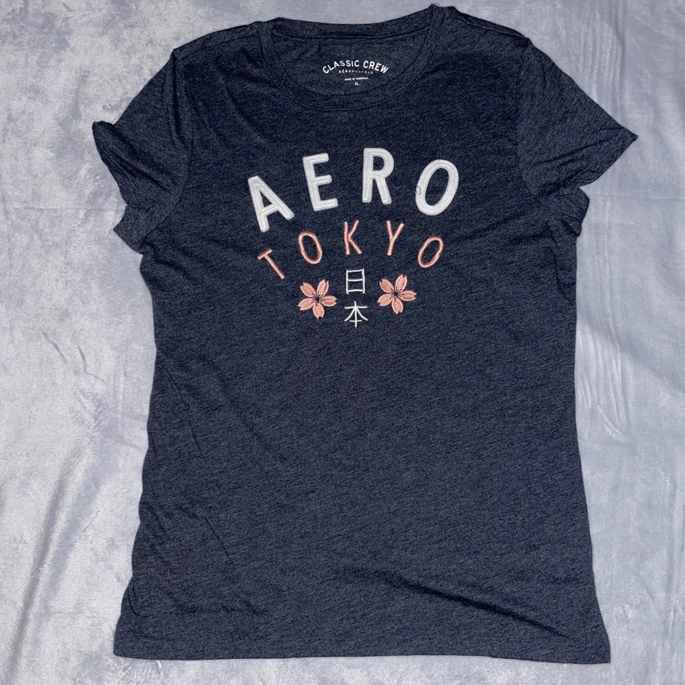 Girls Aeropostale tokyo classic crew shirt size-XL